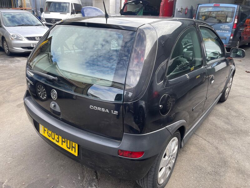 VAUXHALL CORSA