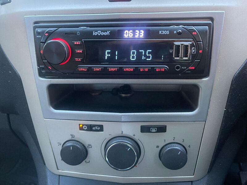 VAUXHALL ZAFIRA