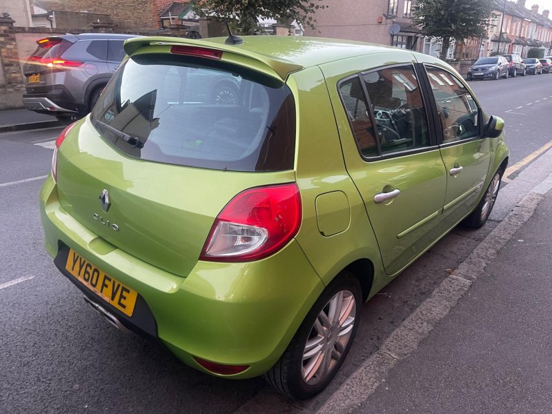 RENAULT CLIO