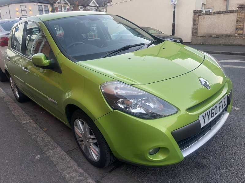RENAULT CLIO