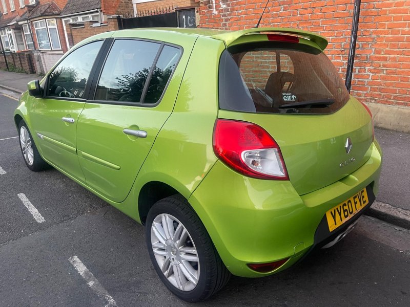 RENAULT CLIO
