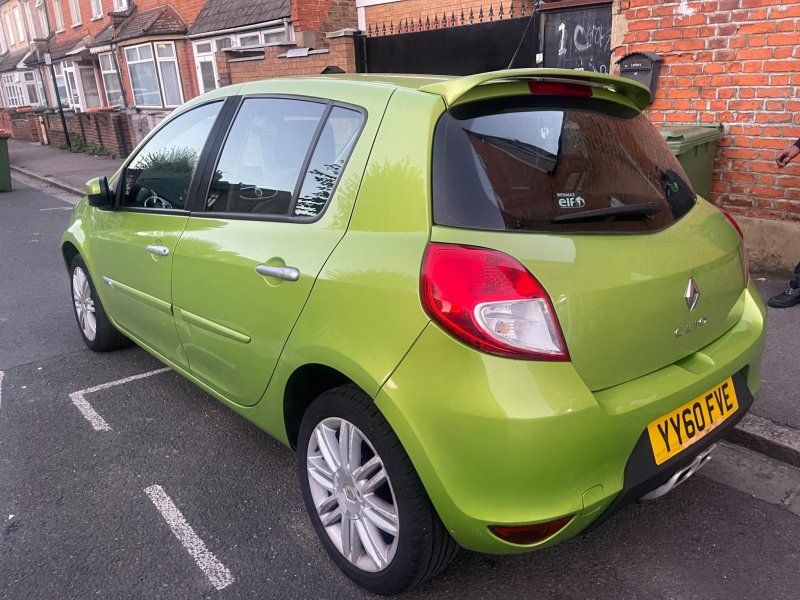 RENAULT CLIO